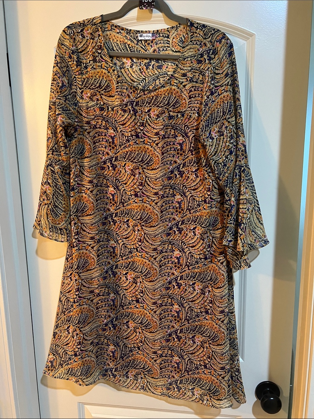 Kut from the Kloth Navy and Gold Paisley Long-Sleeve Dress H168.